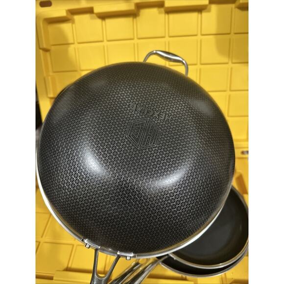 HEXCLAD 5 Piece Nonstick Stainless Steel Frying Pan Set 10" 12" And Wok $600 - Picture 3 of 7
